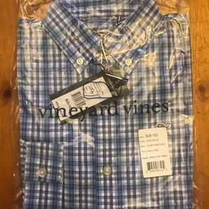 Vineyard Vines NWT boys  size 8/10 Long Sleeve